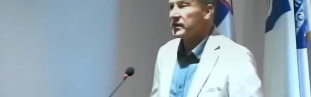 On je danas udario načelnicu Opštinske uprave: Aleksićev odbornik nasrće na žene