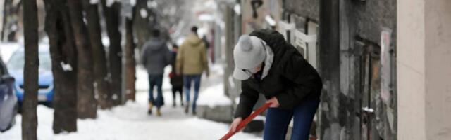 Svi bi pozvali ovaj broj i platili im - Oglas na Vračaru o kojem pričaju Beograđani