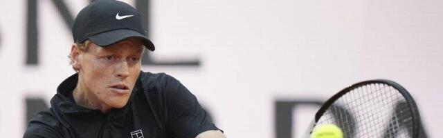 PRAVDO, SLEPA SI! DOPINGOVANI SINER SE VEĆ VRATIO: Evo kako je protekao prvi meč posle skandala