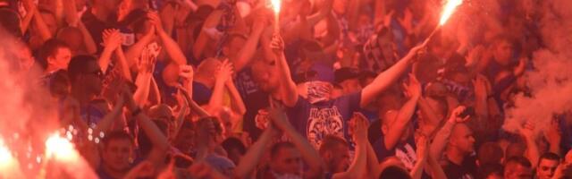 NEREDI U BEOGRADU Poljski huligani lomili izloge (FOTO)