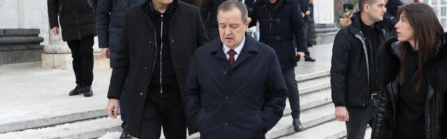 "NIKO NAS NEĆE VOLETI AKO NEMA NEKI INTERES" Ministar Dačić: Položaj Srbije zavisi od naših snaga, nema emocija u međunarodnim odnosima