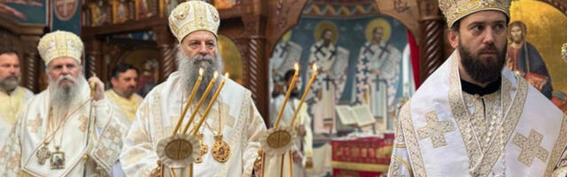 PRAZNIČNO SABRANJE U SVETINJI NADOMAK BEOGRADA: Patrijarh Porfirije osvetio paraklis i konak u manastiru Mislođin