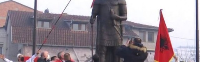 У Призрену откривен споменик Ђурђу Кастриоту