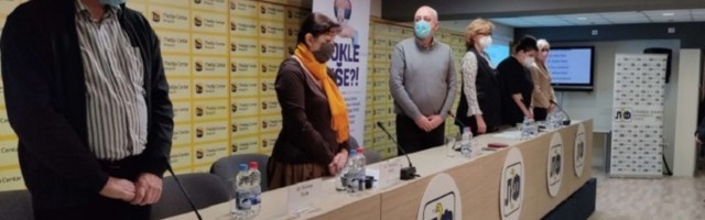 "Raspustiti Krizni štab, Vučić se ne razume u medicinu"