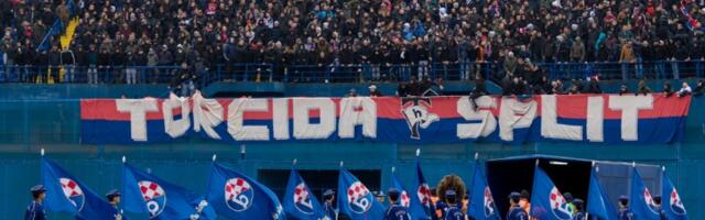 Torcida zbog ćirilice preti vlastima: Klošari... (FOTO)