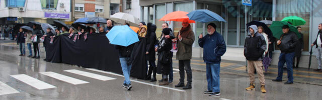 U Leskovcu protest “Zastani Srbijo” ispred Osnovnog suda