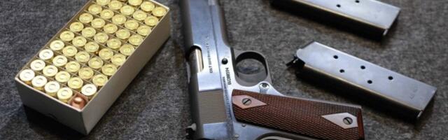 Poreska uprava poslala rešenja za porez na oružje za 2025. godinu