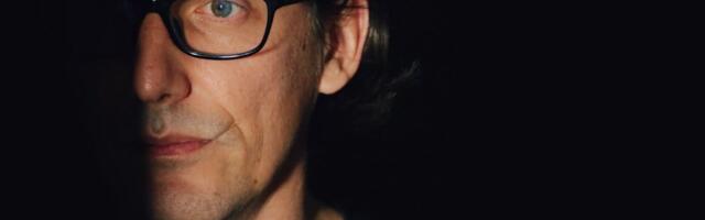 Promocija dve nove zbirke poezije u Kući Đure Jakšića: Bojan Brukner predstavio „Pesme koje se pričaju oko vatre“ i „Pesme koje se šapuću u bradu“