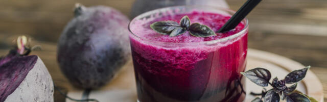 Slatka salata od penaste fete i pečene cvekle: Predjelo o kojem će svi pričati (RECEPT+VIDEO)