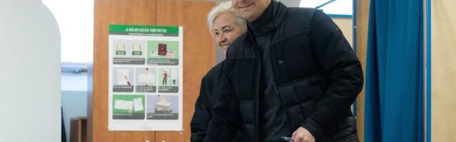Mađarski portal: Firma u vlasništvu supruge Petera Sijarta prošle godine zaradila 900.000 evra, a nemaju ni sajt