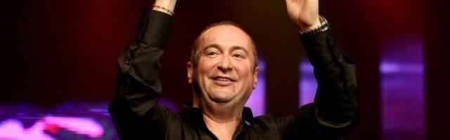 ISPLIVALA ĐANIJAVA ŠOK SLIKA IZ MLAĐIH DANA: Pevač imao višak kose i manjak kilograma, jedva ga prepoznaju! (FOTO)