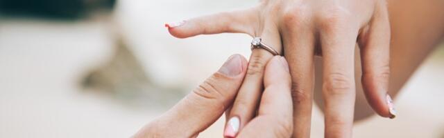 Bivši košarkaš Crvene zvezde verio svetski poznatu influenserku na romantičnoj lokaciji