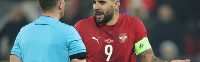 Mitrović spomenuo kraj karijere, a onda brutalno odgovorio "hejterima"