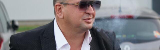 Brčka nogice, pa prekršta butkice! Taki kao u Niskim strastima, Šeron Stoun na aparatima - Pogledajte snimak godine!
