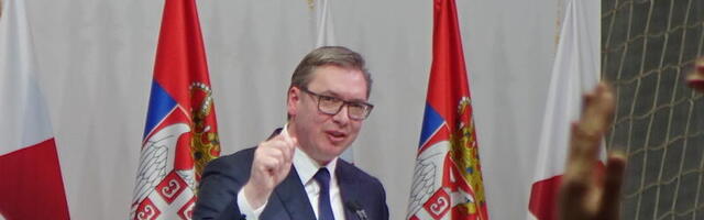 Vučić obećao povećanje penzija za 11 posto, moguće i pre januara