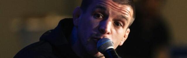 DOK VASO TRČI PROTIVNIK MU PORUČUJE:Ostaviću život u oktagonu (VIDEO)