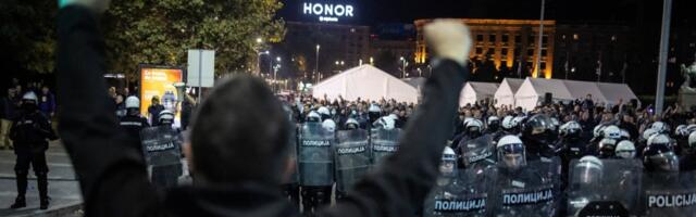 Protesti protiv vlasti u Srbiji praćeni šovinističkim skandiranjima