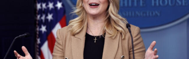 Бела кућа: Трамп прати ситуацију, могло би бити тешких последица