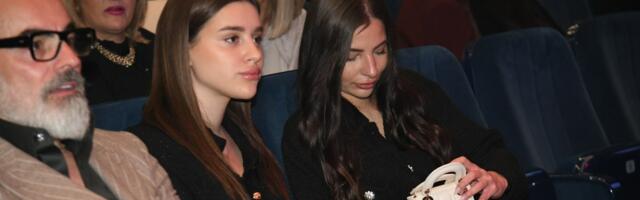 ČOLINA ĆERKA PRVI PUT U JAVNOSTI NAKON BACANJA BOMBE NA KUĆU: Evo gde smo je primetili!