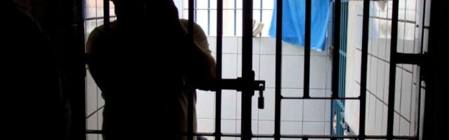 "PRIKOPČAJU TI STRUJU NA POLNI ORGAN, PA POLIJU VODOM!" Uznemirujuća ispovest Veselina koji je preživeo PAKAO LORE: Noću čujem jauke, ujutru sam čistio KRV I ODSEČENE UŠI! (VIDEO)