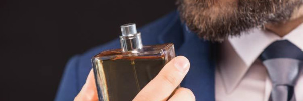 Najbolji muški zimski parfem po mišljenju influensera