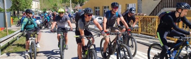 STAZAMA ZDRAVLJA! Oko 200 biciklista iz celog regiona na biciklističkoj trci u Mionici