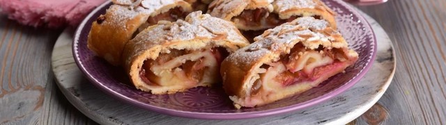 Savijača sa šljivama je toliko sočna da joj nema ravne - svaka kora se maže filom i ukus je neodoljiv