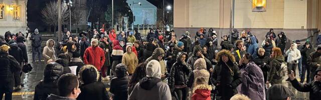 Naprednjaci iz Zrenjanina bili u „Ćacilendu“, sugrađani im poručili šta misle o tome