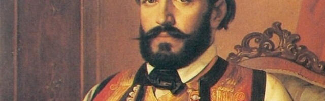 POTPUNI HIT! Njegoš "skače na glavu" sa svetionika - peh Crnogoraca nasmejala ceo region: "Neka im nekokaže da je naopako!" (FOTO)