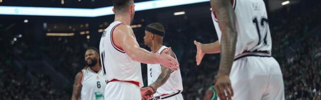 JANAKOPULOS PRED NERVNIM SLOMOM: Armani deklasirao Panatinaikos usred Atine