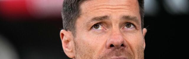 Ćabi Alonso zadržava važnog čoveka na klupi Čelsija