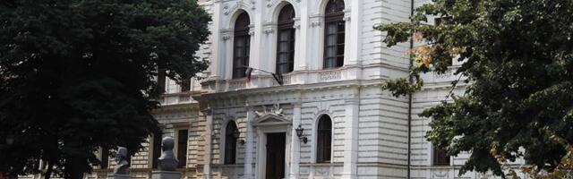 Haos u Jovinoj gimnaziji: Profesorima zabranjen ulaz