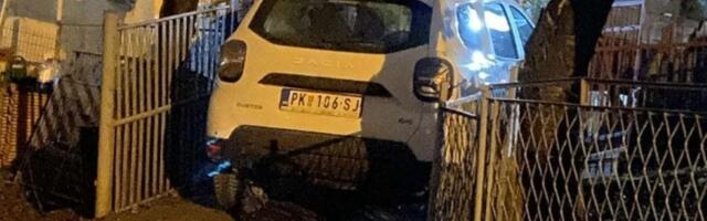 Zloupotreba ili ne: Vozilo ustanove u dvorištu zaposlene?