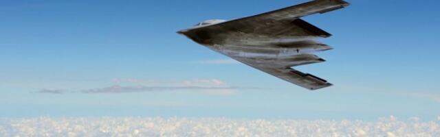 LOVCI F-22 POLETELI KA IRANU! Letelice otkrivene usred Evrope, Tramp naredio masovno GOMILANJE TRUPA