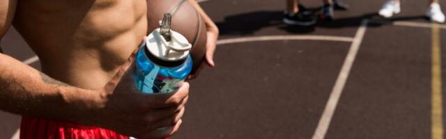 Šta se zapravo dešava u telu kada popiješ energetsko piće (i zašto „boost“ nije baš ono što misliš)