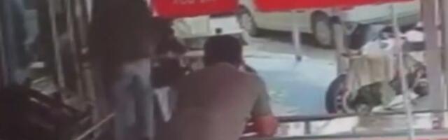 MASAKR U TURSKOJ! Napadač sejao smrt po restoranu i ulicama, ubijene 4 osobe!