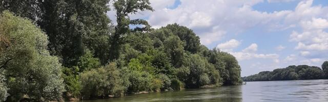 Dete nestalo sinoć u Dravi, od zore nastavljena potraga