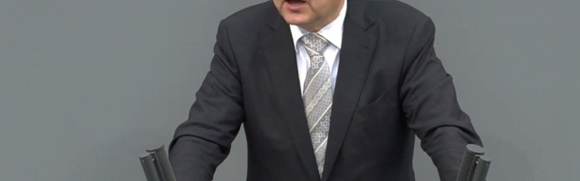 N. Kecmanović: Kristijan Šmit – novi lik, stara politika?