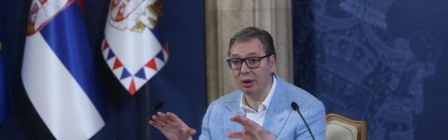 Vučić optužio mlade da protestuju zbog NOVCA