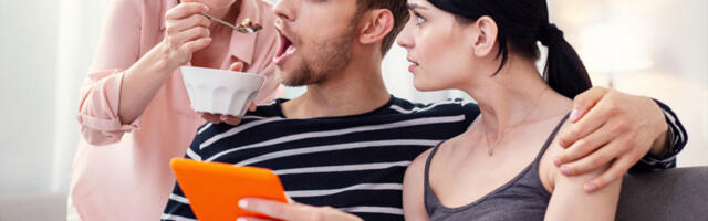 Teško vama ako ste se na njih namerile: 4 horoskopska znaka koji ostaju MAMINI SINOVI do kraja života