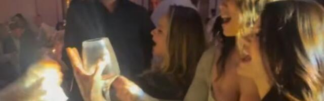 Milica Pavlović na svadbi srpskog tenisera: Pevačici načisto popustile kočnice (VIDEO)