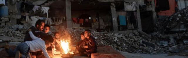 Пожар захватио шатор, изгорели бака и унук