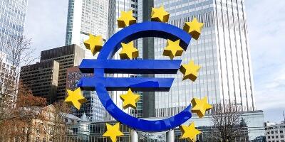 ECB zadržala kamatne stope, upozorava na rast inflacije