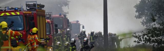 DRAMA U ZEMLJI! Buknuo OGROMAN POŽAR, nebo prekrili dim i pepeo - VATROGASCI SE BORE SA VATRENOM STIHIJOM! (VIDEO)