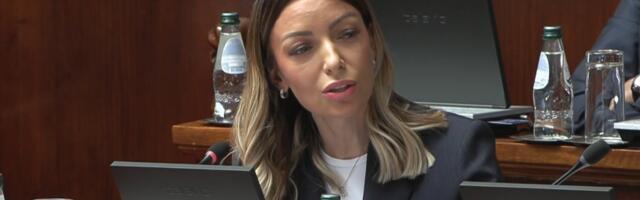 "UNIŠTILI STE SRBIJU, A MENE STE GAĐALI DIMNIM BOMBAMA!" Ministarka Mesarović oštro odbrusila Aleksiću: Pred svima pročitala spisak sramote bivšeg režima!