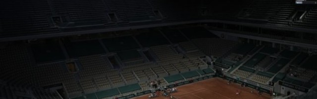 POŽAR U PARIZU TOKOM MEČA NA ROLAN GAROSU! Užasne SCENE, dim KULJA na sve strane! /FOTO/