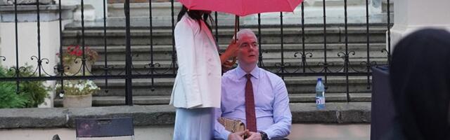 Bahati Tomašević nepropisno parkirao luksuzni mercedes na pešačkom prelazu (FOTO)