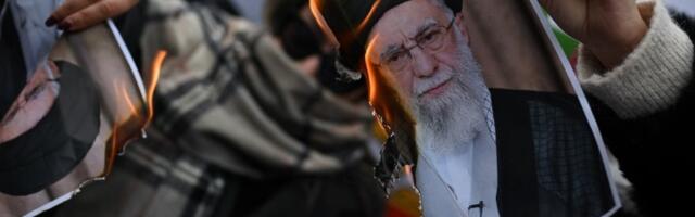 Ajatolah Ali Hamnei: 37 godina bio "sve i svja" u Iranu