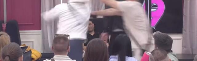 ZVERSKA TUČA U "ELITI", LUKA IZUDARAO ANĐELA! Hitno prekinut program, obezbeđenje jedva obuzdalo pomahnitalog Vujovića!