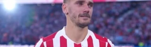 Emotivni kraj: Grizman u suzama rekao zbogom Atletiku i zamolio navijače za oproštaj zbog igranja za Barselonu